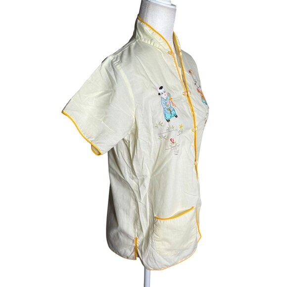 Vintage 70s Embroidered Chinese Short Sleeve Top Small Yellow Snaps Pockets - Picture 5 of 6